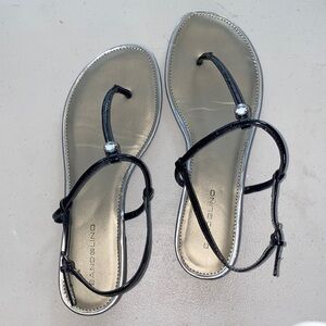 Bandolino Black Patent T-Strap Sandals with Silver Insole
